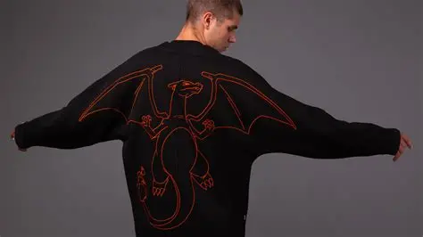 Maglietta Charizard Dolly Noire (bianco, XXL)